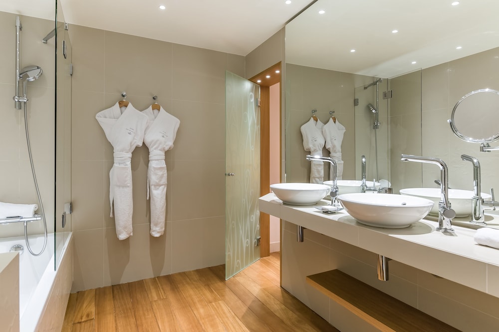 Superior Double Room photo 3