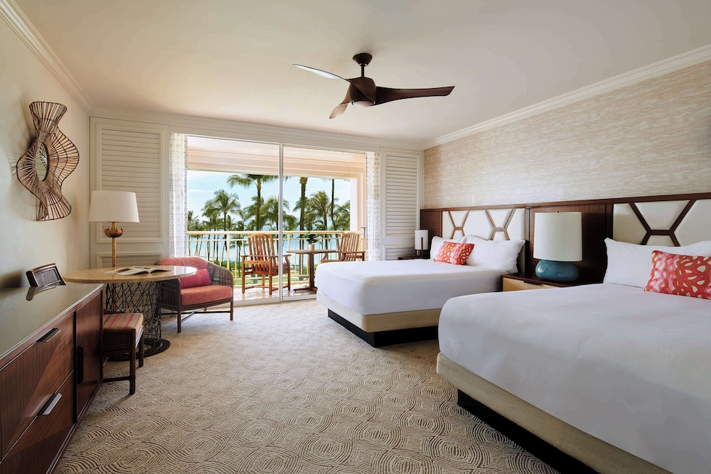 Room, 2 Queen Beds, Roll-in Shower, Ocean View (Accessible Room)