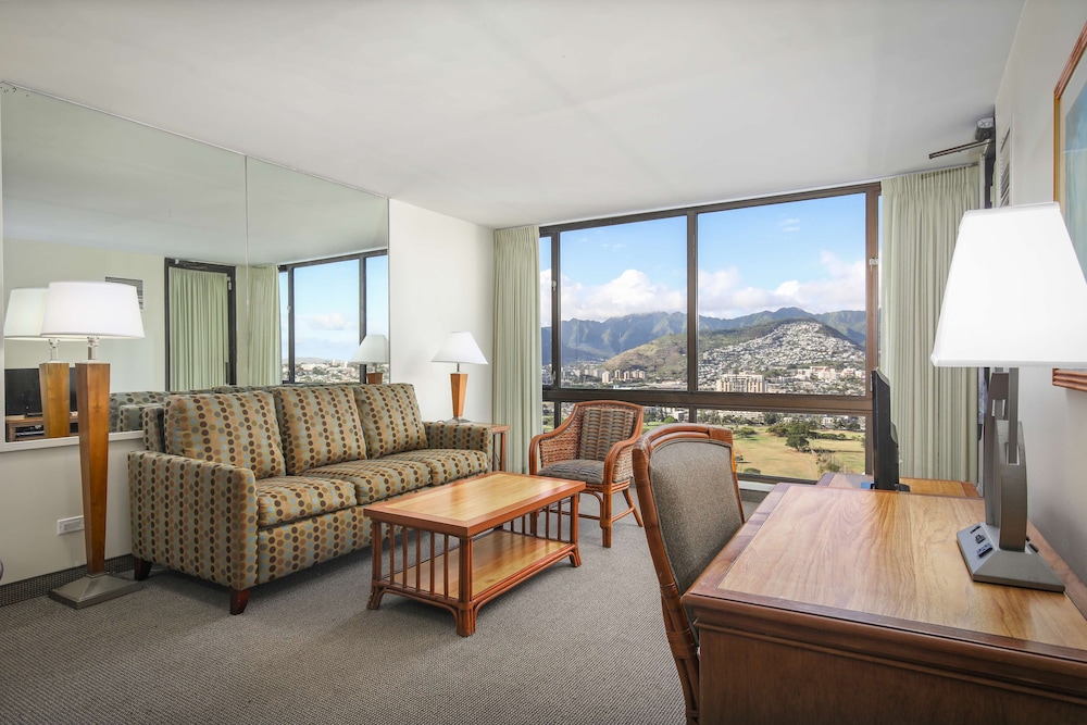 Suite, 1 Bedroom, Mountain View thumbnail 5