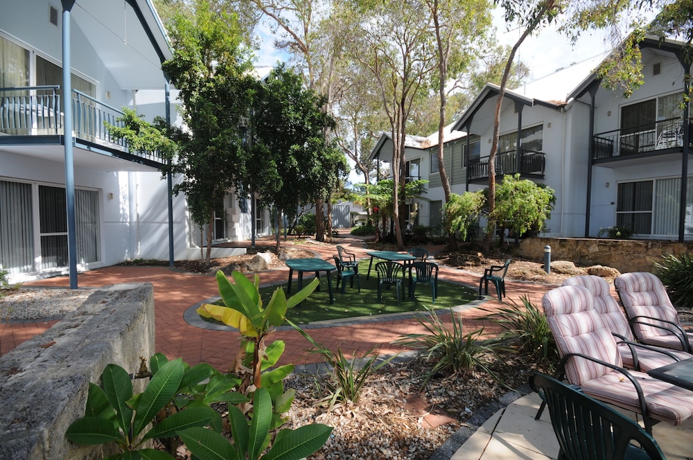 Family Apartment, 2 Bedrooms, 2 Bathrooms - Photo 13