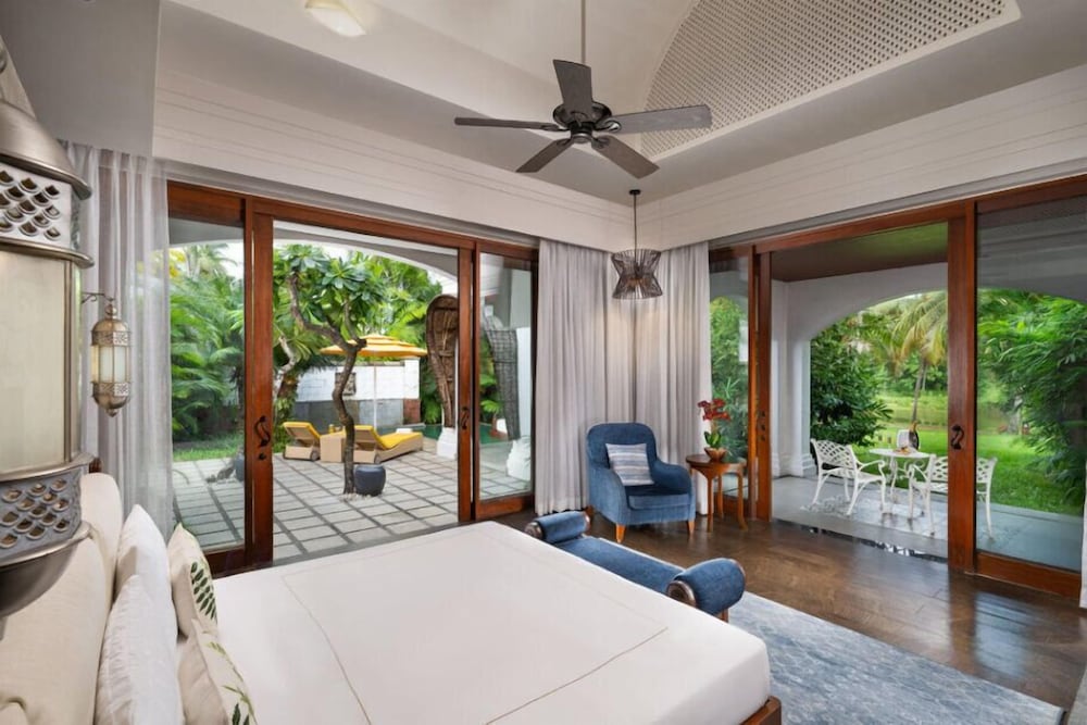 Premium Villa, 1 King Bed