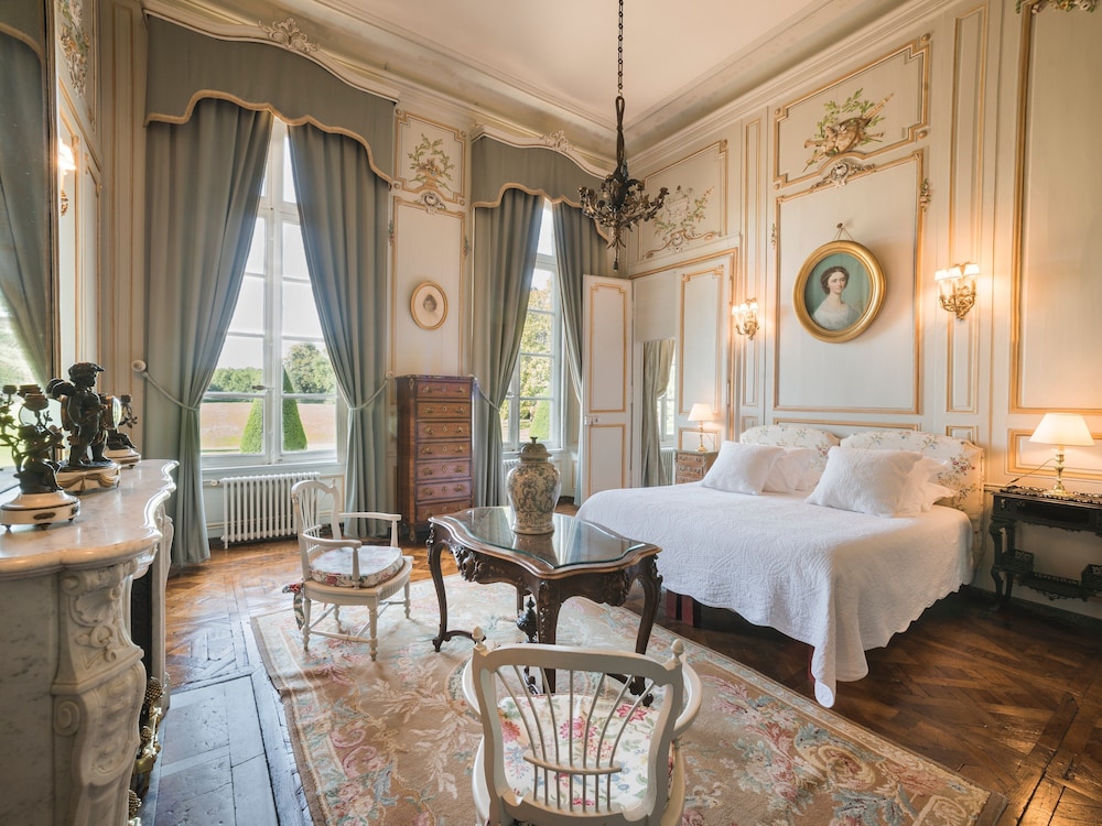 Prestige Suite photo 1