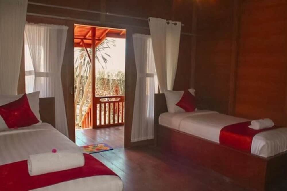 Deluxe Twin Room, 2 Twin Beds, Sea View - Photo 1