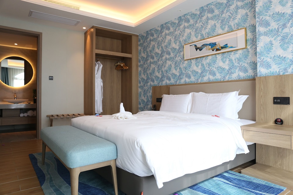 Deluxe Suite With View photo 1