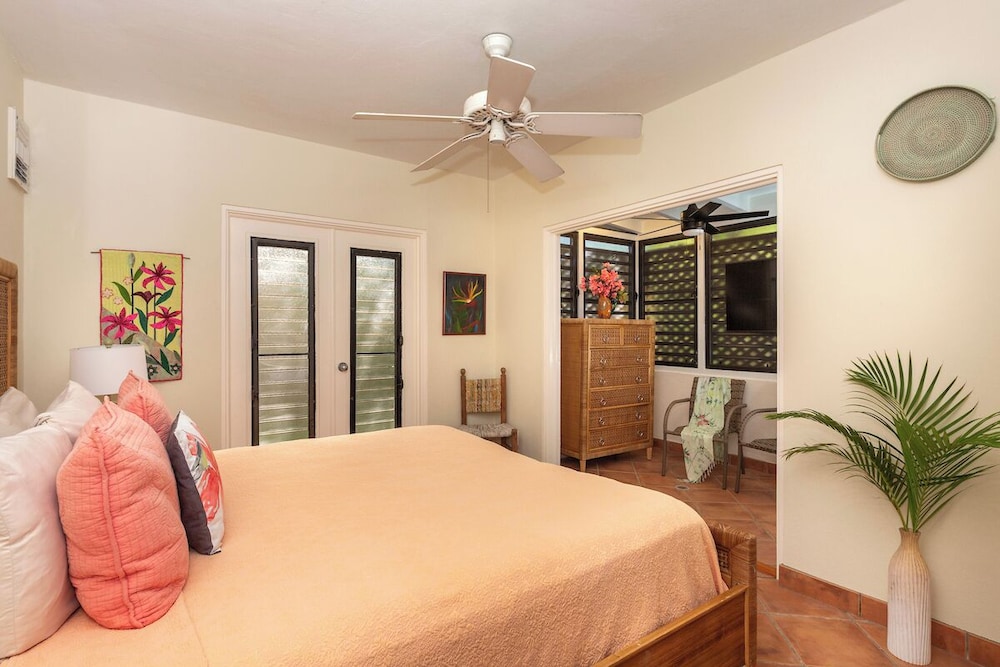 Luxury Suite Ocean View Lower 15B photo 2