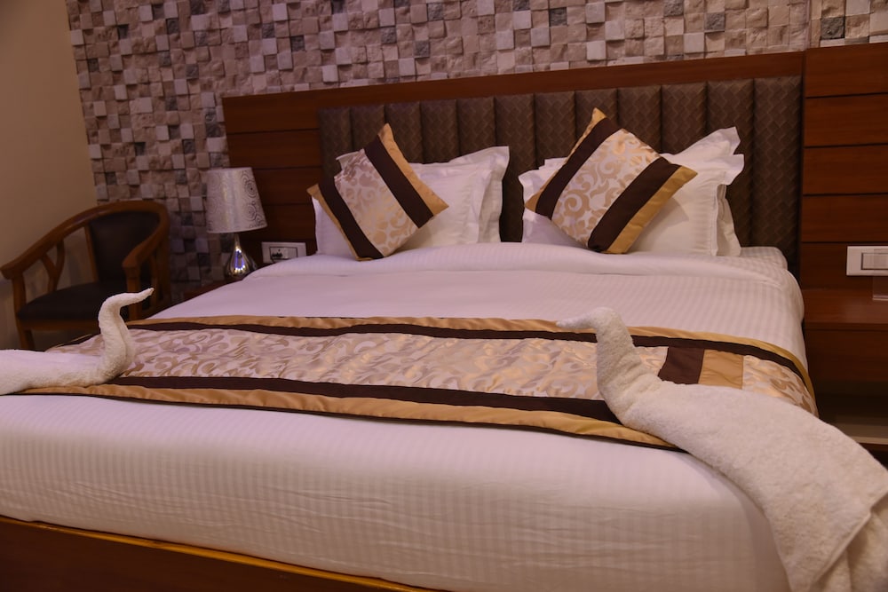 Deluxe Double Or Twin Room photo 2