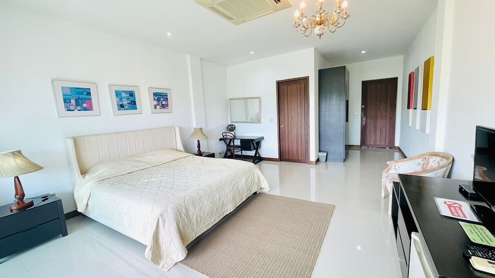 Standard Room with Mountain View photo 2