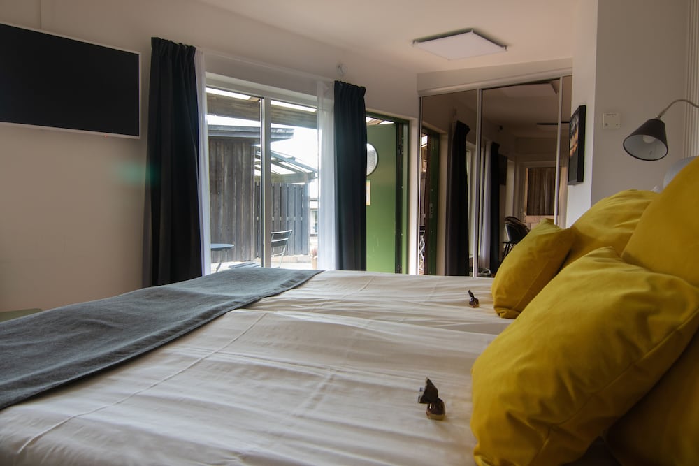 Mini Suite with Jacuzzi photo 2