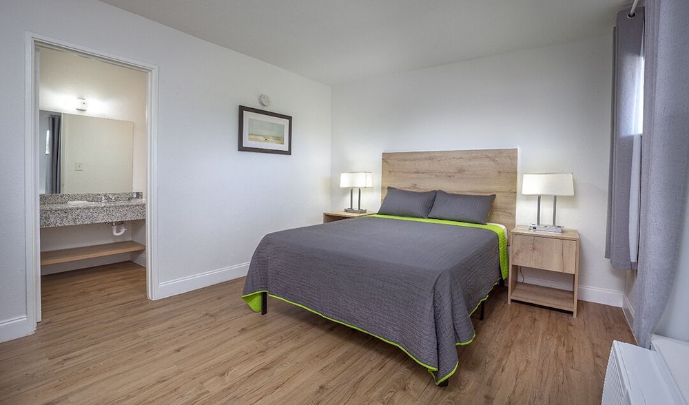 Standard Room - Photo 1
