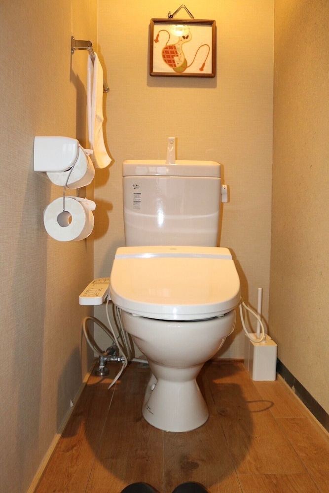 Family Room with Shared Bathroom (2,3,4 Persons), Non Smoking photo 3