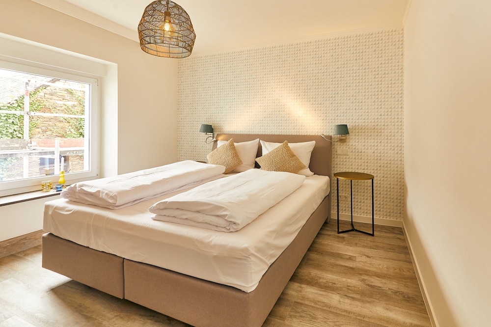 Classic Double Room, Private Bathroom - Photo 5
