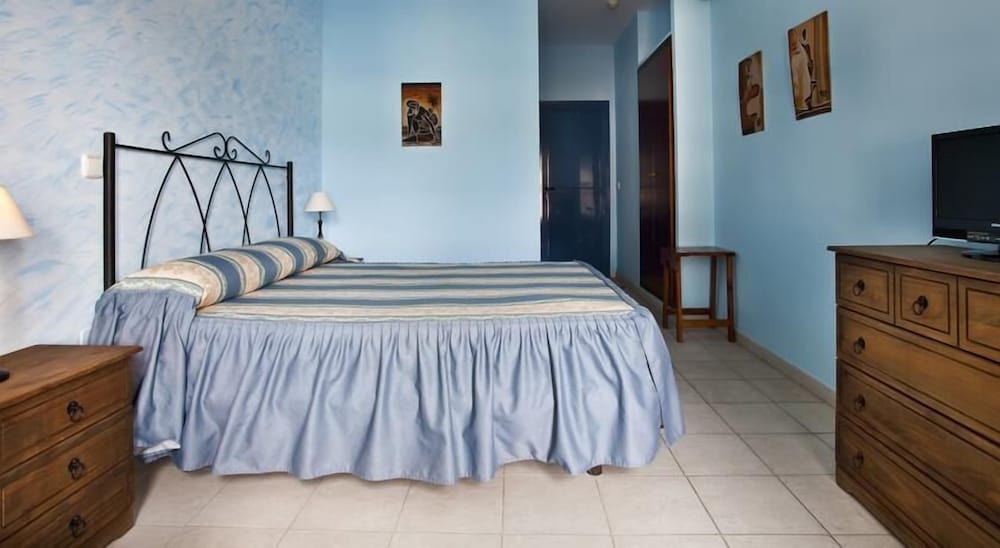 Standard Double or Twin Room photo 2