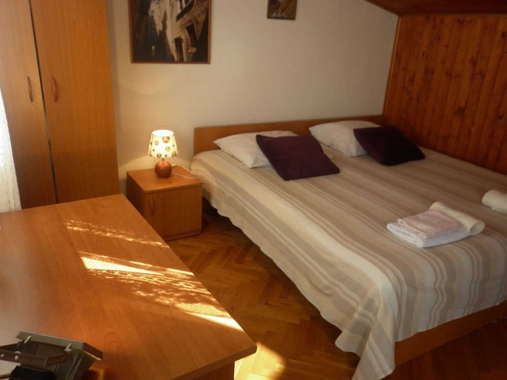 Rosmarinus Studio Rubic