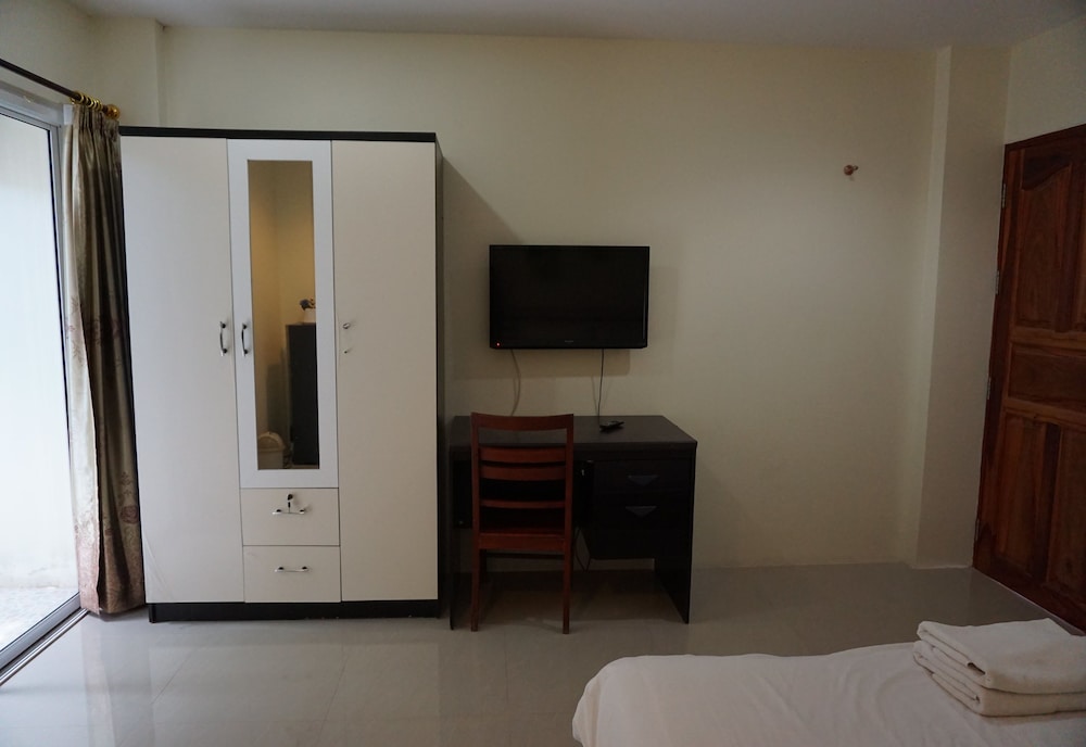 Standard Double Room photo 2