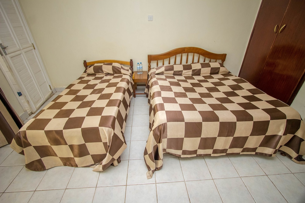 Standard Twin Room photo 3