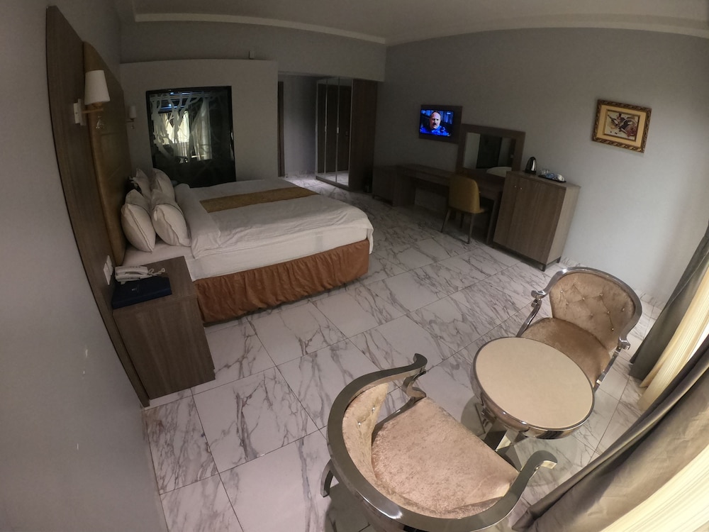 Executive Delux Room, City View photo 1