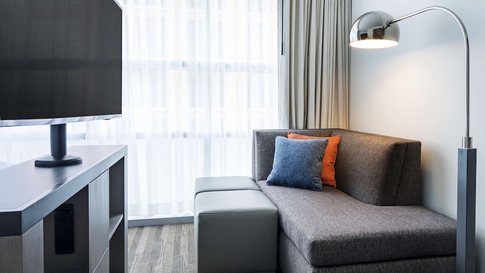 Studio, 1 King Bed with Sofa bed, Kitchen