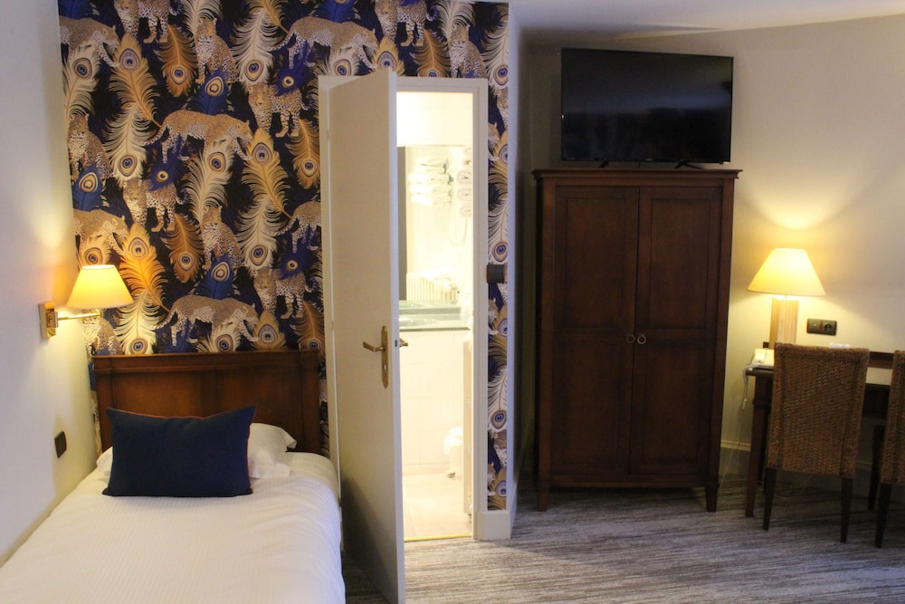 Superior Room, Multiple Beds, Non Smoking photo 2
