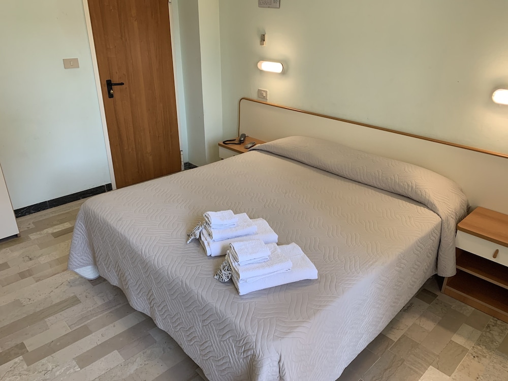 Double Room Single Use