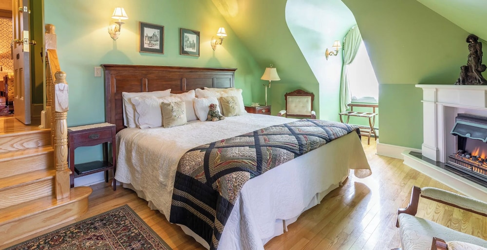 Luxury Room (located on the third floor) photo 1