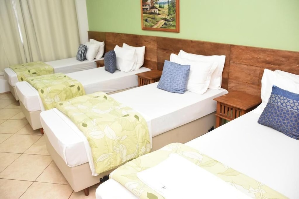 Standard Quadruple Room, Multiple Beds photo 1
