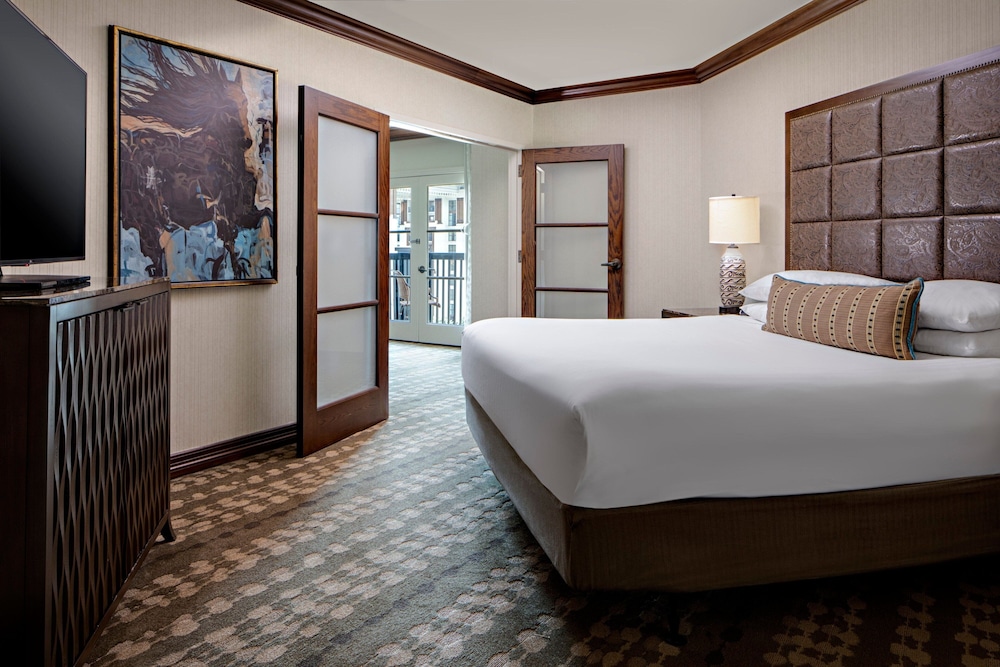 Executive Suite, 1 King Bed