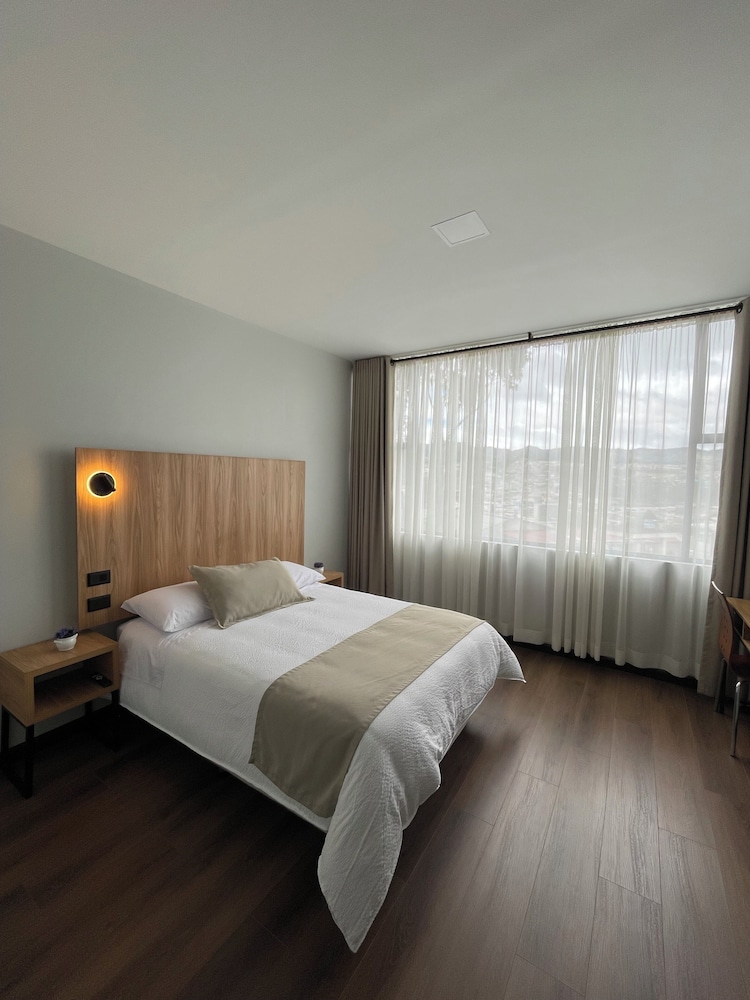 Deluxe Single Room, City View