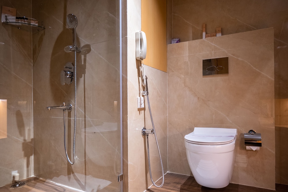 Executive Room - Photo 3
