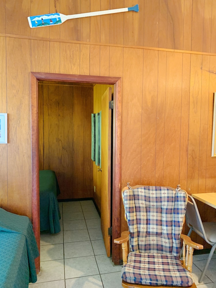 2 Room Unit, 1 Queen Bed & 1 Double Bed photo 1
