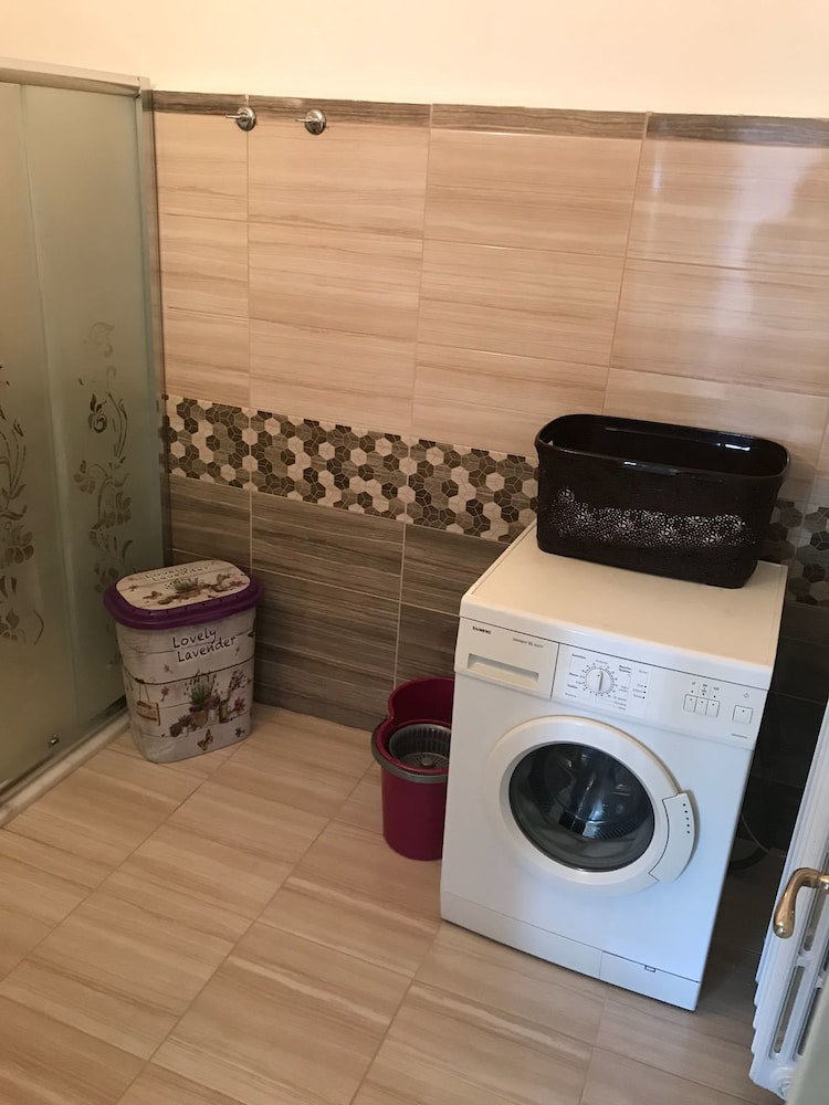 Comfort Apartment, 3 Bedrooms, Smoking, Beach View photo 2