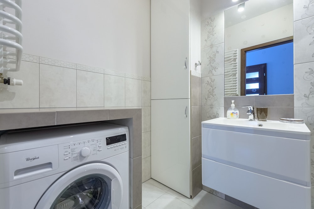 Apartment - Photo 4
