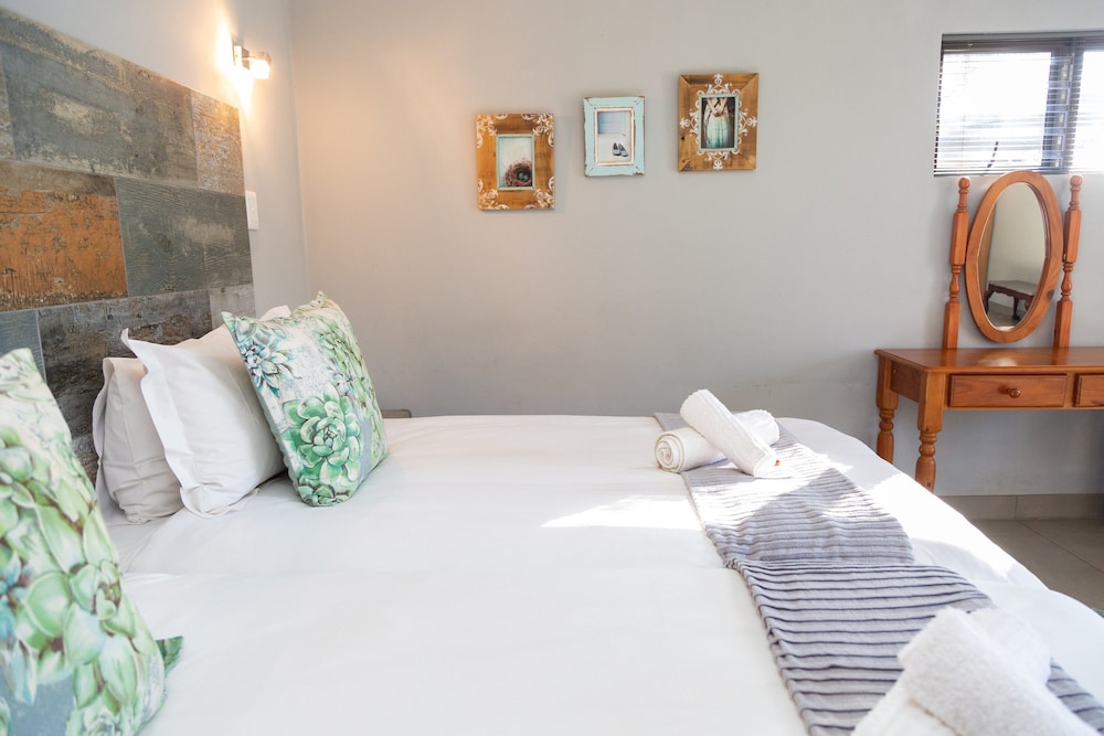 Comfort Triple Room photo 3