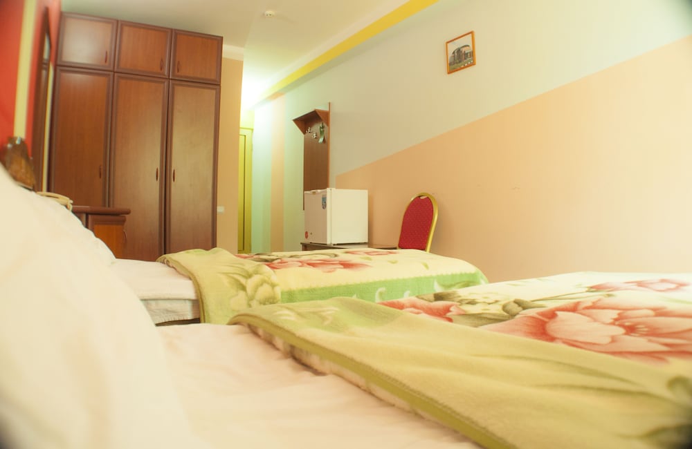 Standard Room photo 2