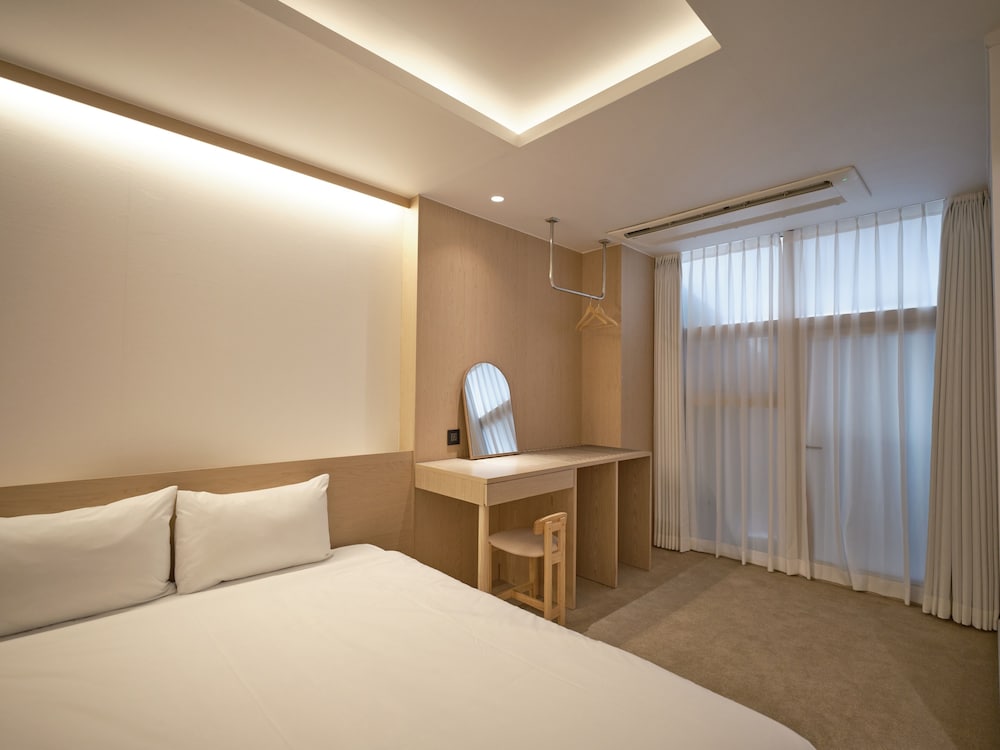 Main Grand Suite - Private Floor - Photo 7