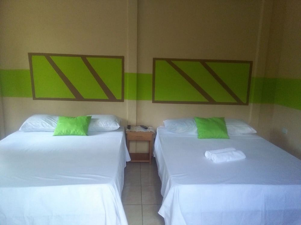 Standard Bungalow, 2 Double Beds photo 1