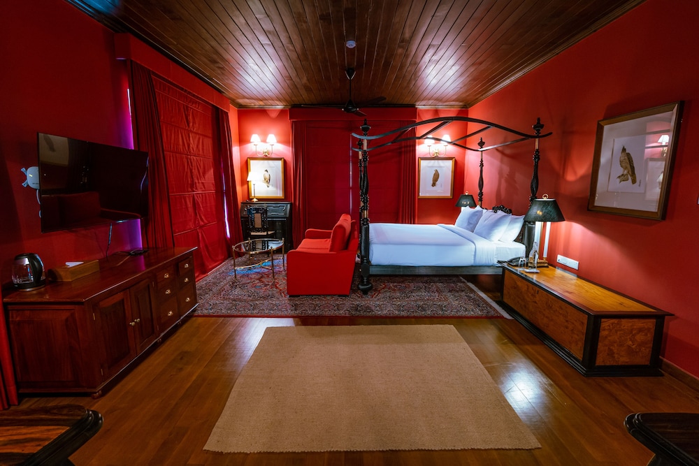 Luxury Suite photo 2