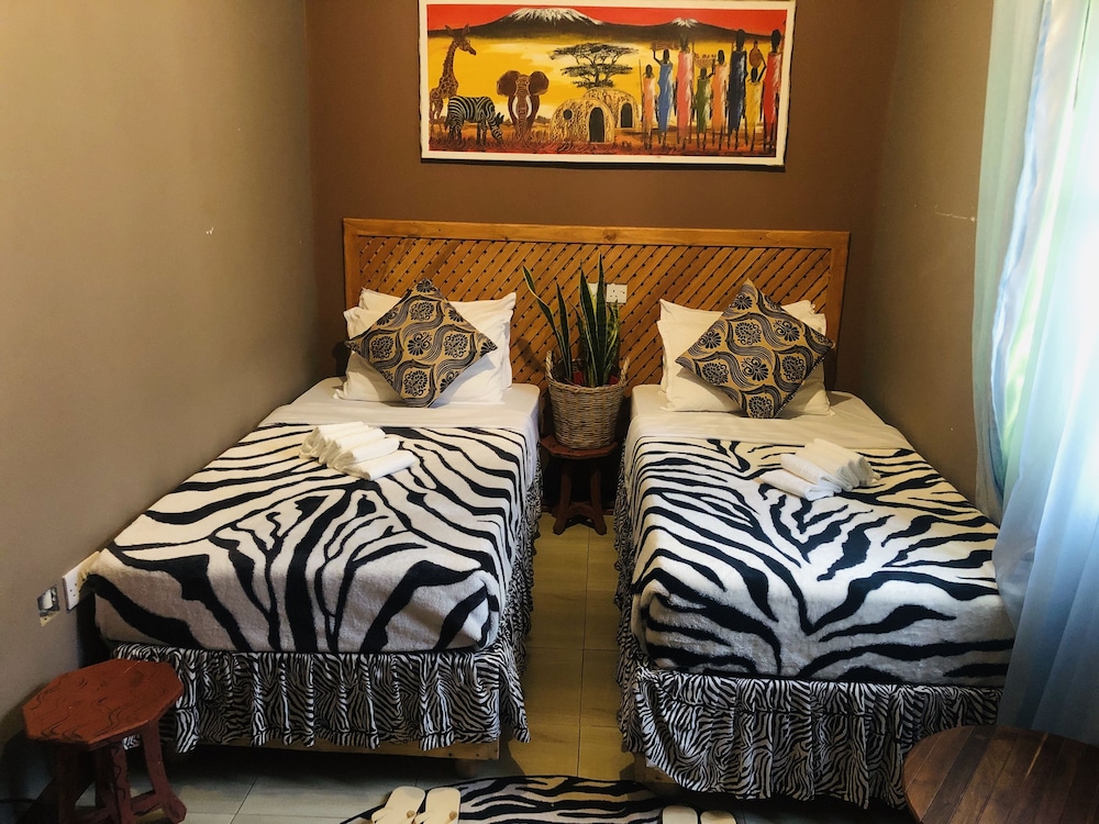 Deluxe Single Room, 1 Queen Bed, Non Smoking photo 1