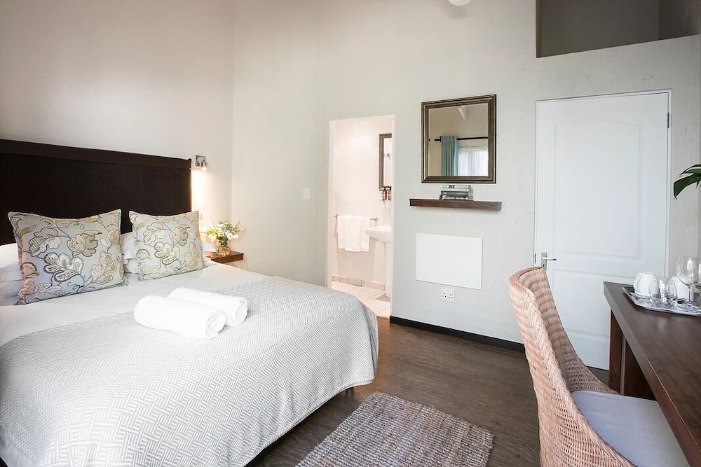 Standard Room (Heron) photo 1