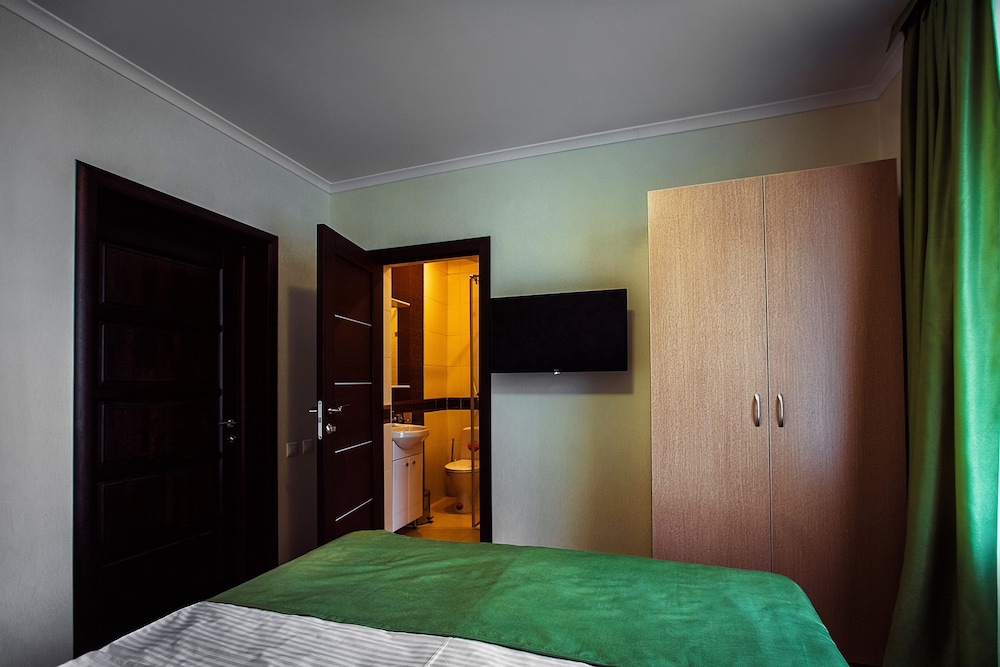 Standard Double Room photo 3