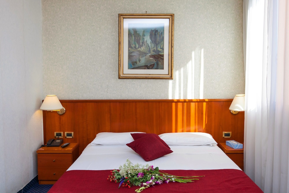 Classic Double Room Single Use photo 1