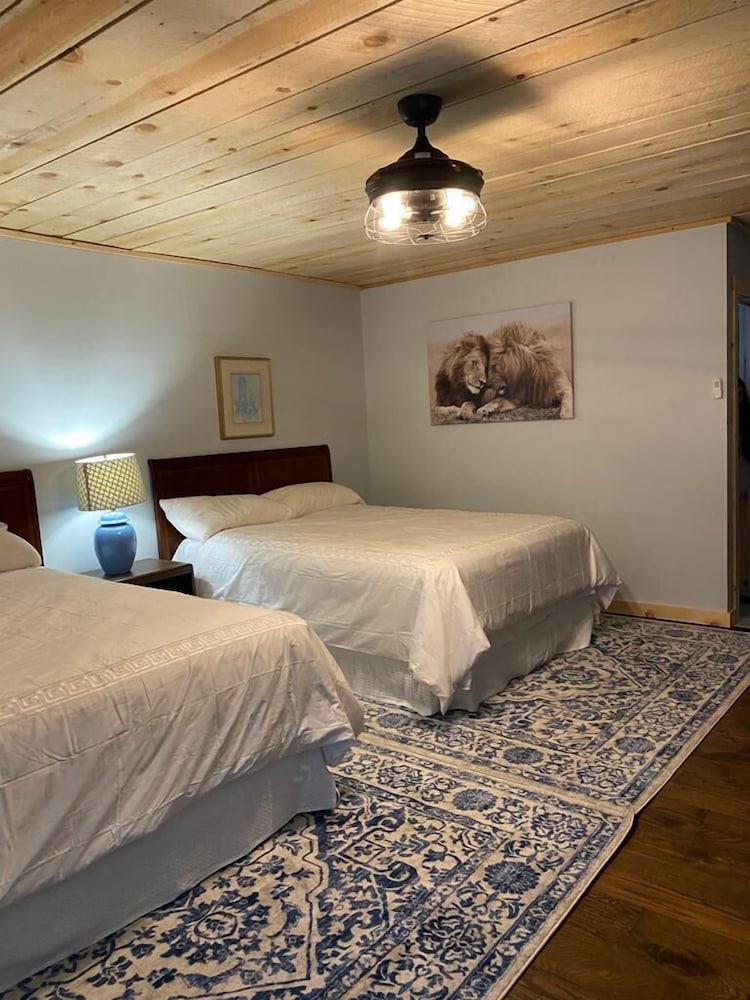 20 Deluxe Double Room