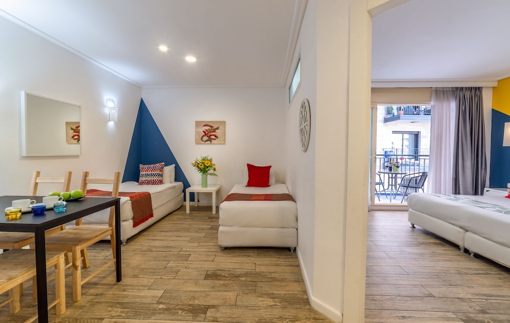Deluxe Quadruple Room, 2 Bedrooms photo 1