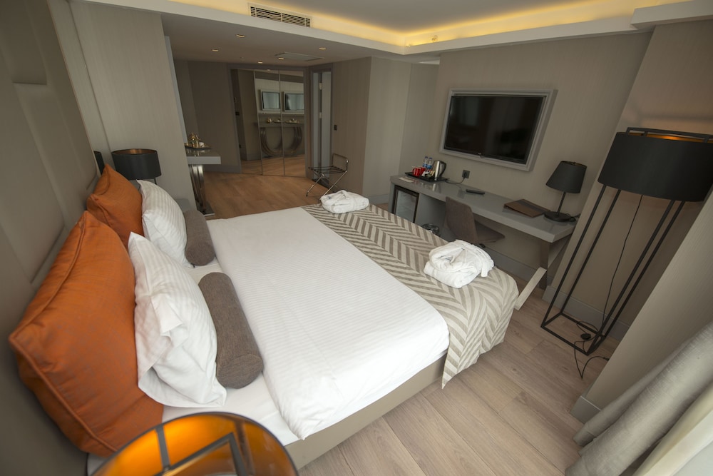 King Suite Sea View Room photo 1