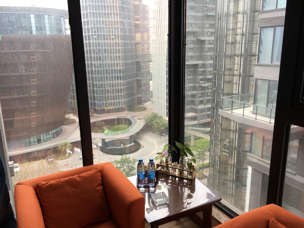 Deluxe Suite photo 2