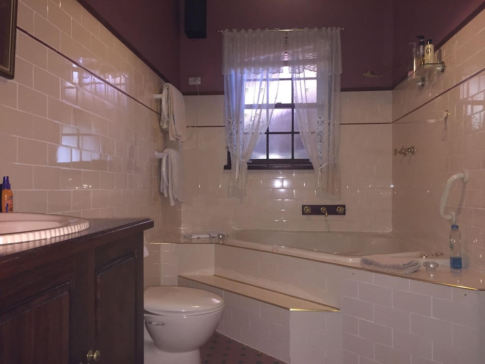 The Veranda Suite photo 2
