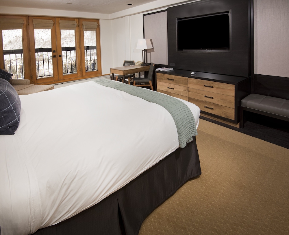 Superior Room, 1 King Bed - Photo 6