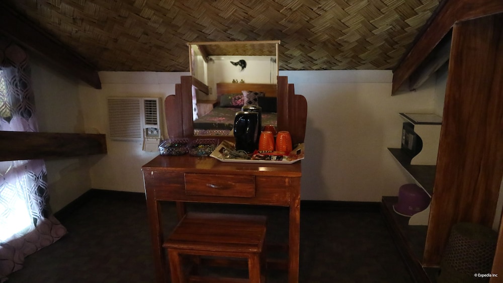 Hideaway Room, Shared Bathroom, Balcony photo 3