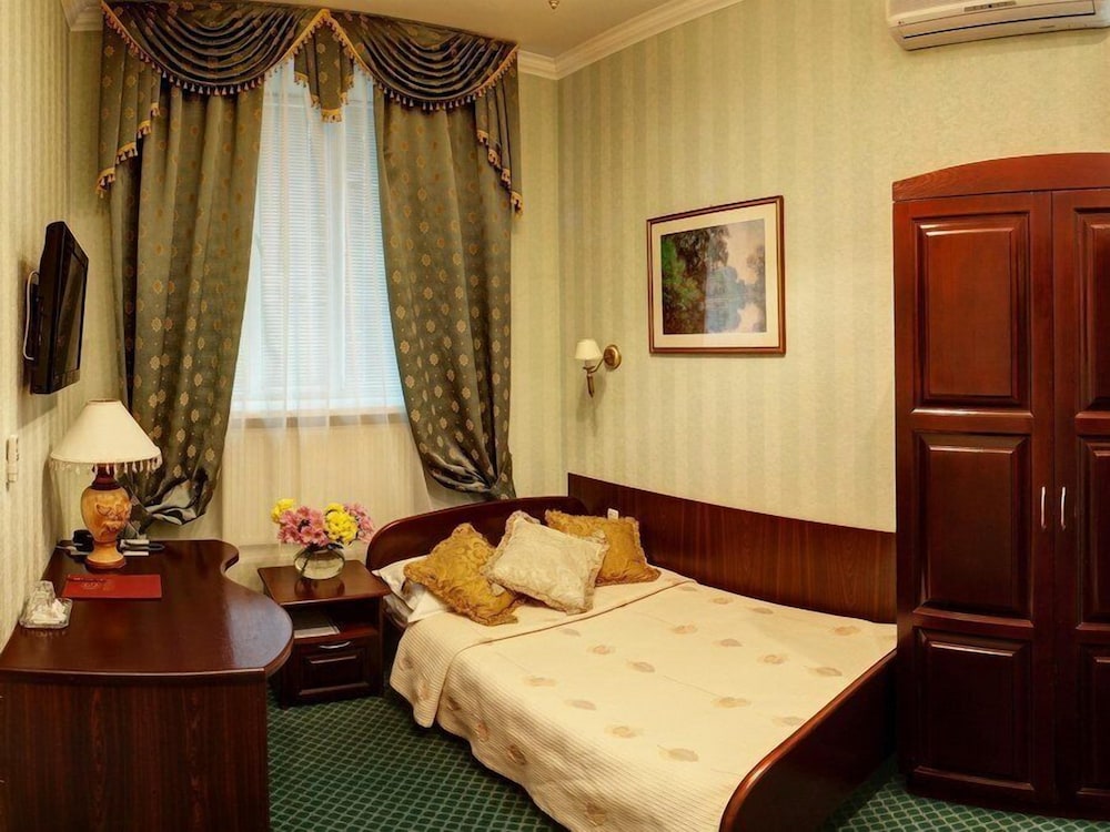 Standard Single Room, 1 Queen Bed photo 1