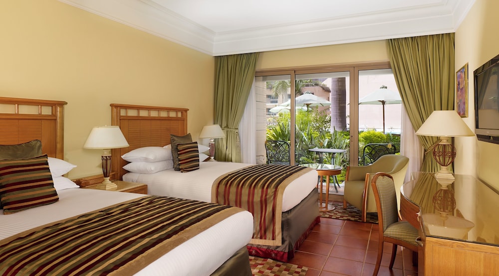 Classic Room, 2 Twin Beds, Pool Access