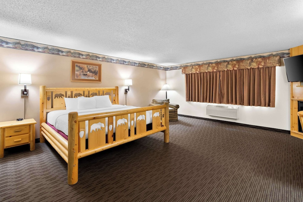 Standard Room, 1 King Bed, Non Smoking